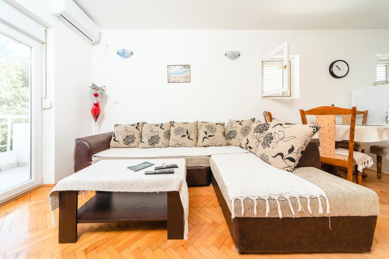 Apartment Matea Kotor Eksteriør bilde